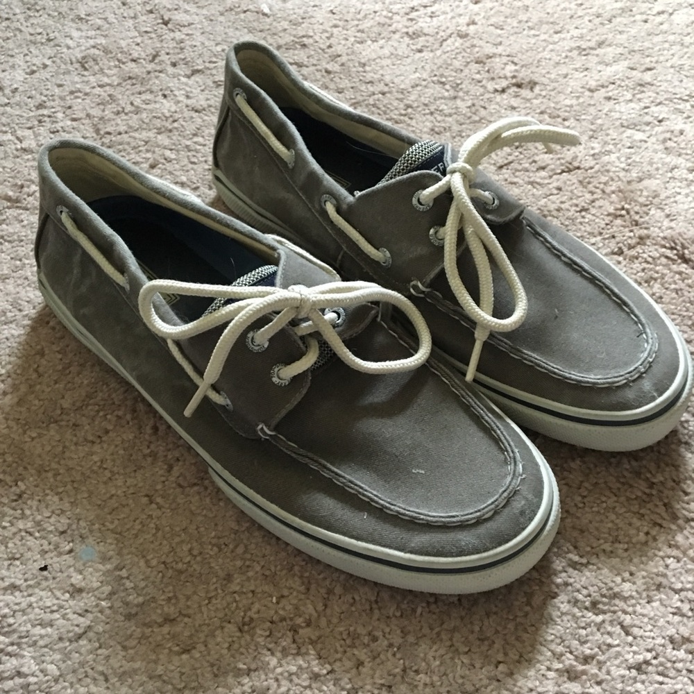 Men’s Sperry boat shoes
